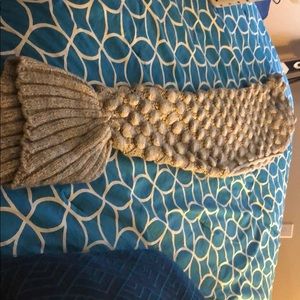 Gray knit mermaid blanket